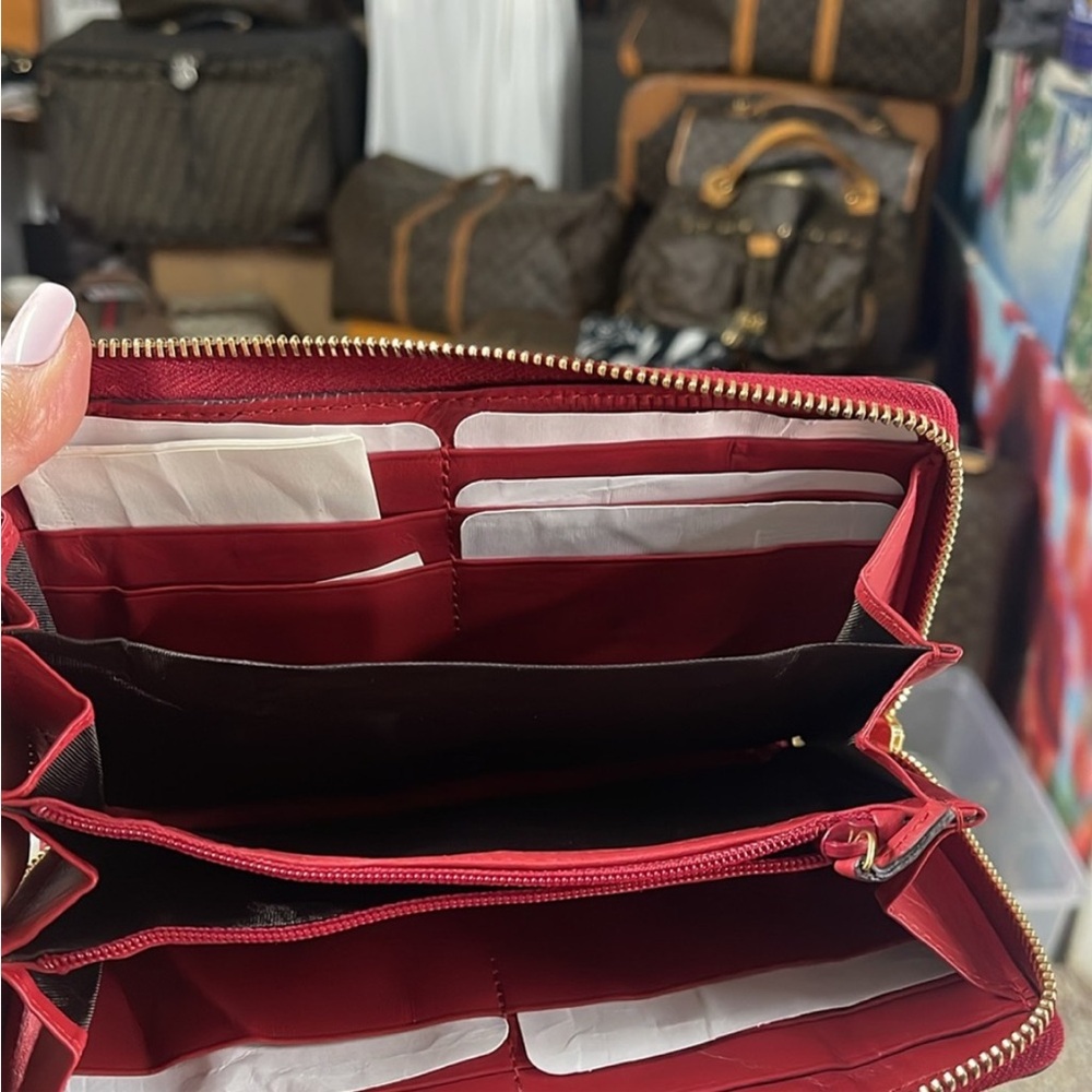 GUCCI WALLET - Picture 5 of 7